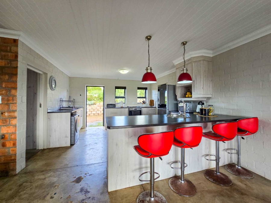 2 Bedroom Property for Sale in Stilbaai Wes Western Cape
